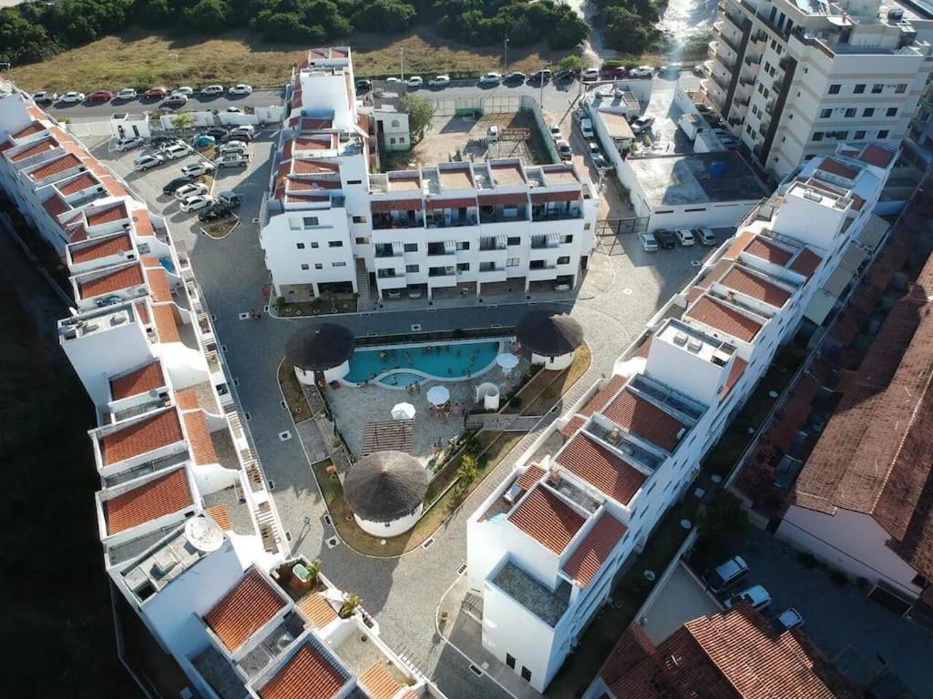 Apto na orla da Praia Grande com piscina e garagem Arraial do Cabo Exterior foto